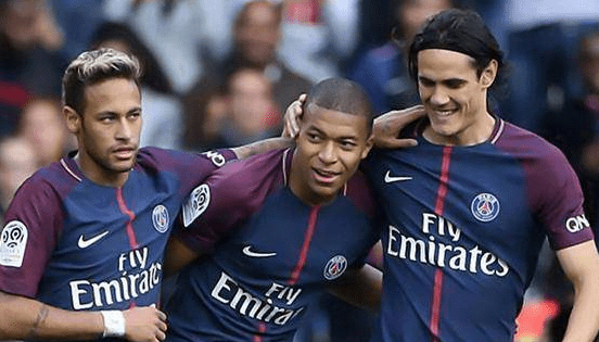 岁便加盟皇 岁便加盟皇