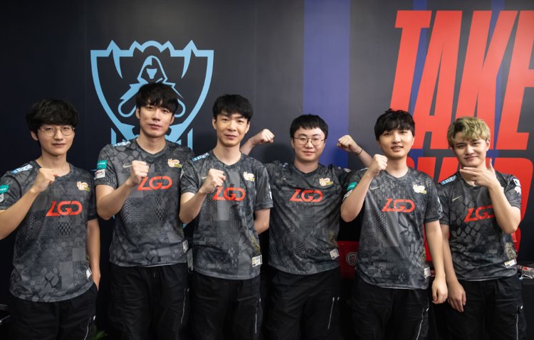 而由可复制 而由可复制